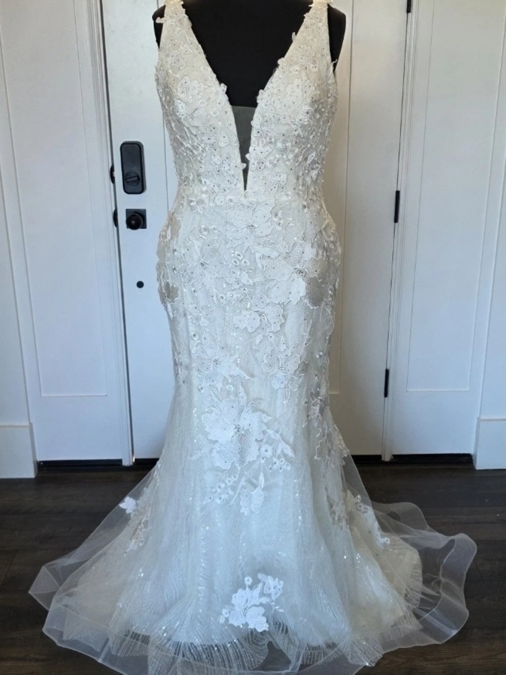Jovani Ivory Lace Appliqué Mermaid Wedding Dress Size 16 Nwt